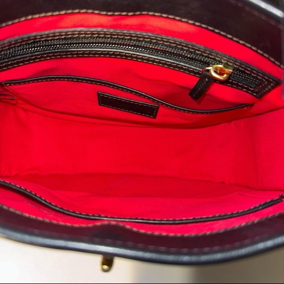 Dooney & Bourke NWT Florentine Messenger in Black - Picture 5 of 12